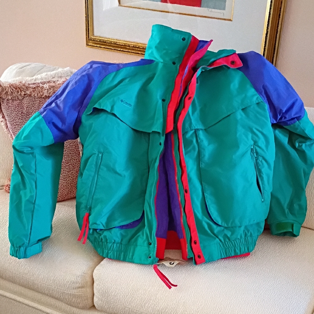 Columbia Two In One Ski Jacket.  Use One Or Two!!